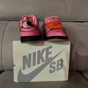 Nike SB Kids Sneakers - Pink and Orange